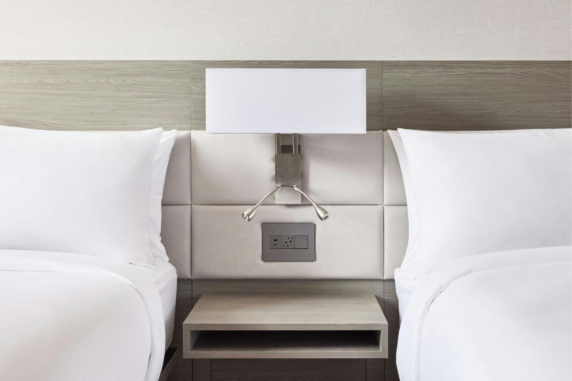 Ac Hotel By Marriott St Louis Chesterfield Bagian luar foto